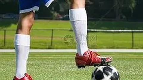 利物浦重磅暗示：萨拉赫转战新舞台，维尔茨成未来新核心风向标！