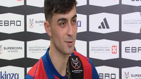 约基奇三双闪耀，掘金击败太阳独占鳌头